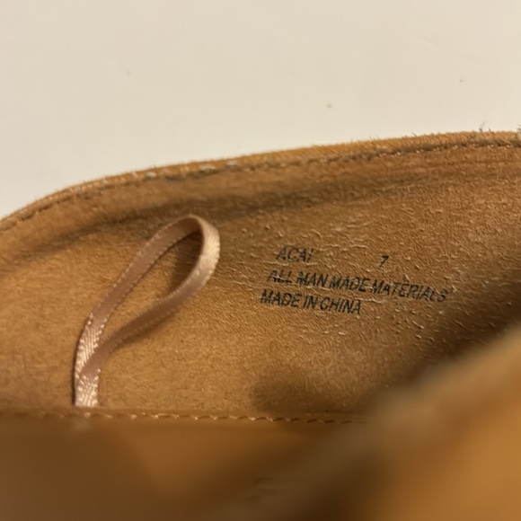 Tan Charlotte Russe Faux Suede Pointed Toe Flats Women Size 7 - Picture 11 of 14